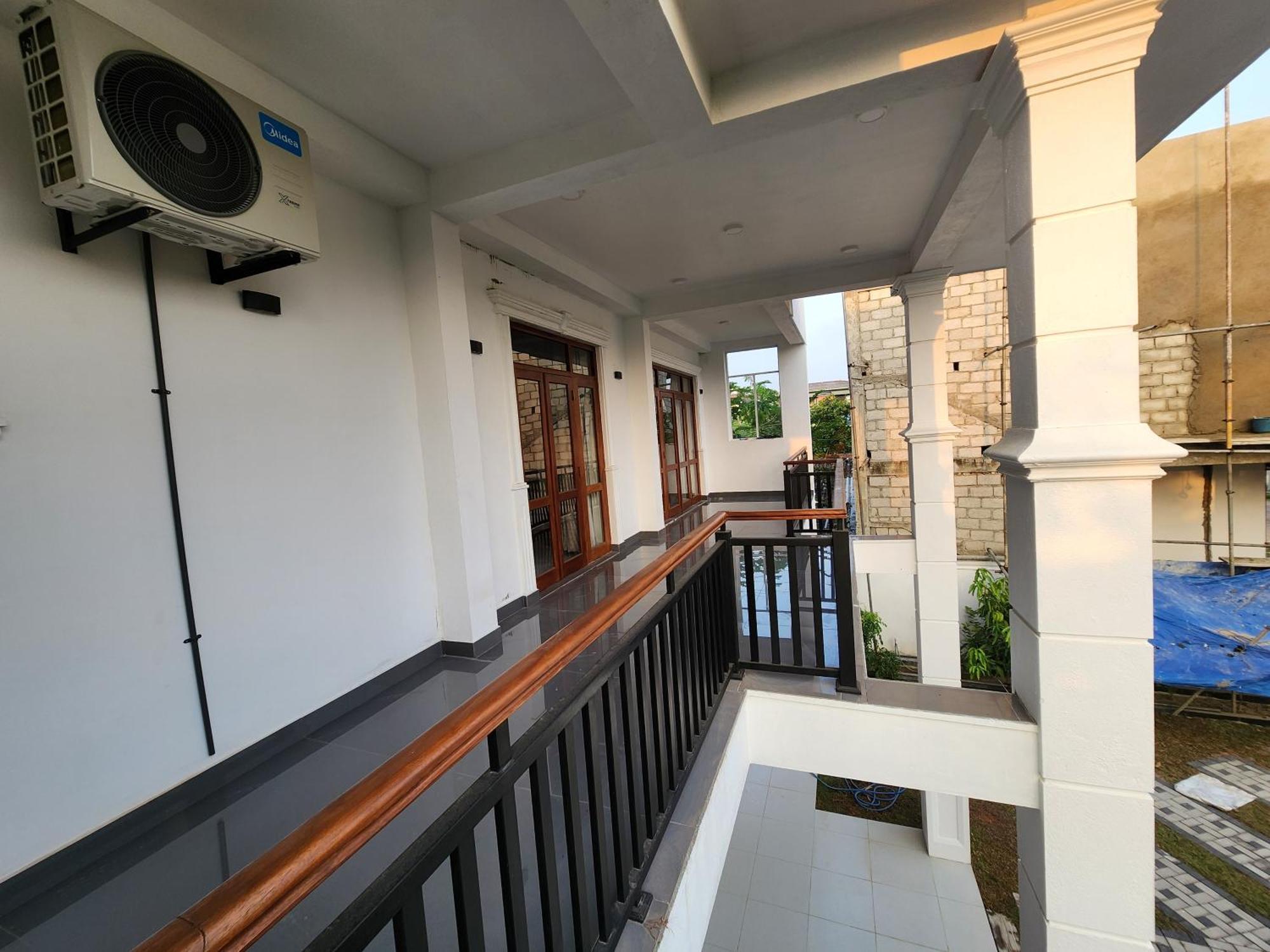 Regno Villa The Infinity By Nflix Panadura Bagian luar foto